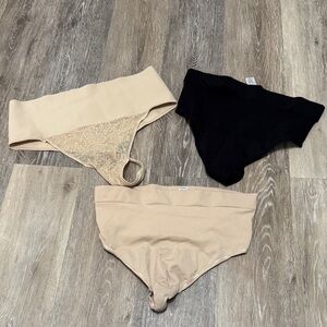 Assets By Spanx Shapewear Control Top Things Black and Tan